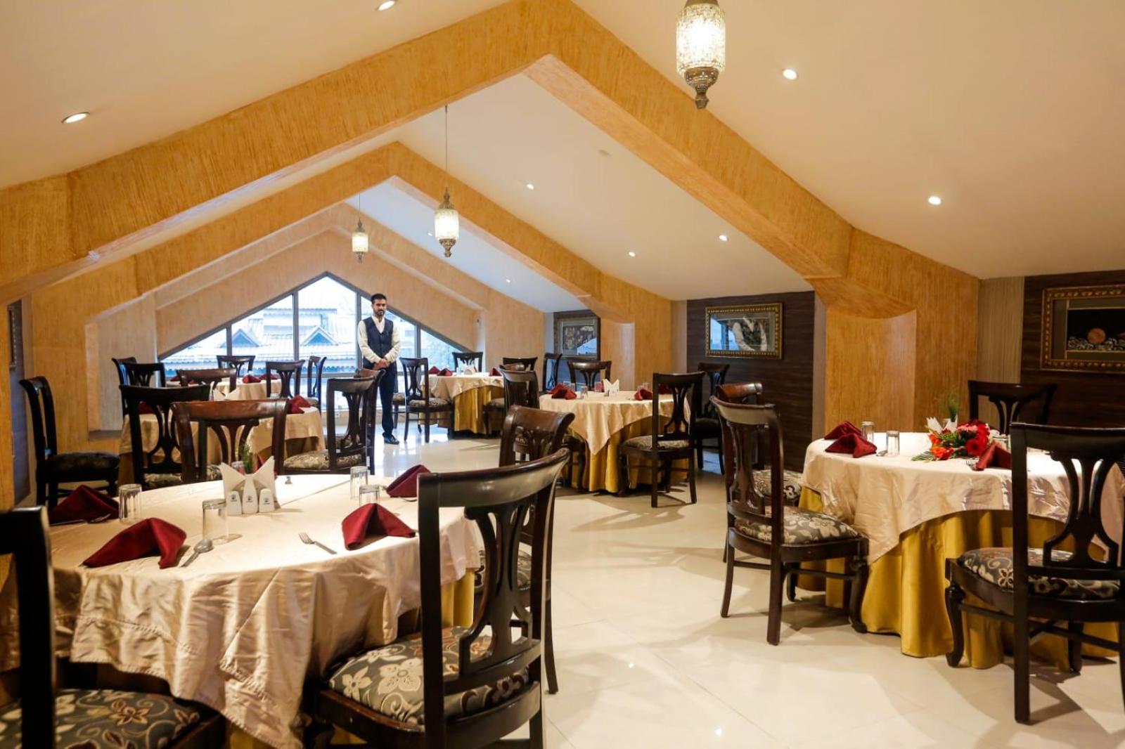 Hotel The Residency Srinagar Extérieur photo