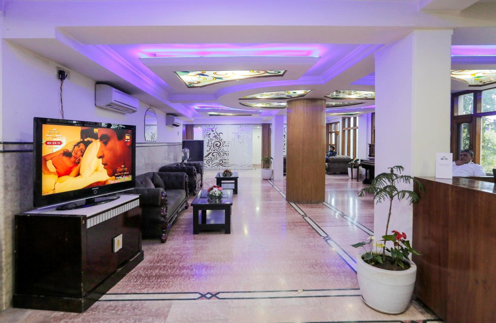 Hotel The Residency Srinagar Extérieur photo