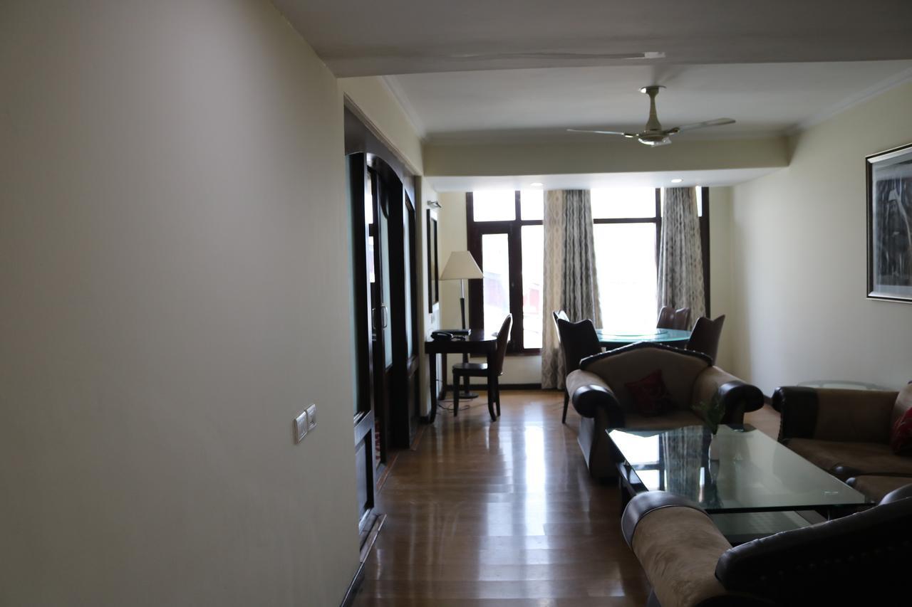 Hotel The Residency Srinagar Extérieur photo